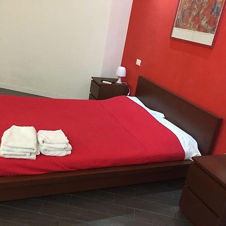 Bed & Puppets Bed & Breakfast Рим Екстериор снимка